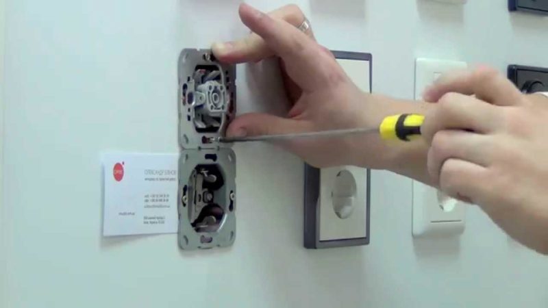 Как подключить проходной выключатель для управления светом с 3-х мест