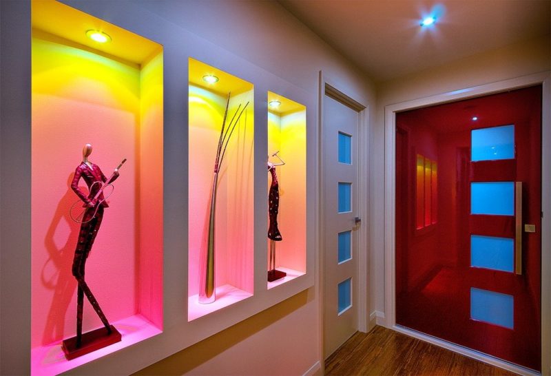 Как сделать декоративную подсветку стен в интерьере комнаты